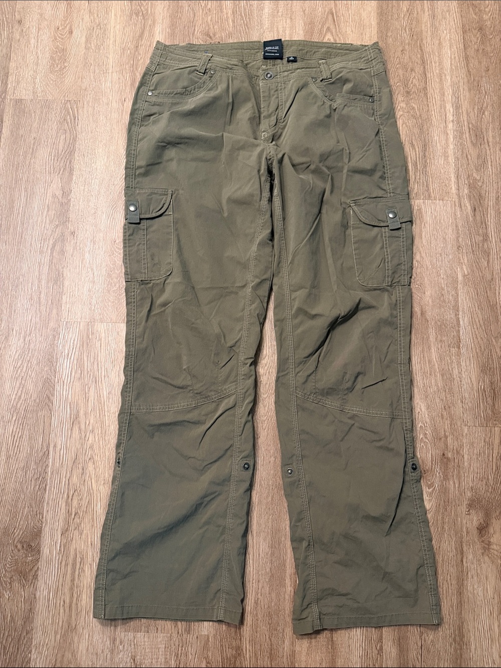 Kuhl Women’s 14 Olive Green Roll Up Convertible Cargo Hiking Pants Stretch